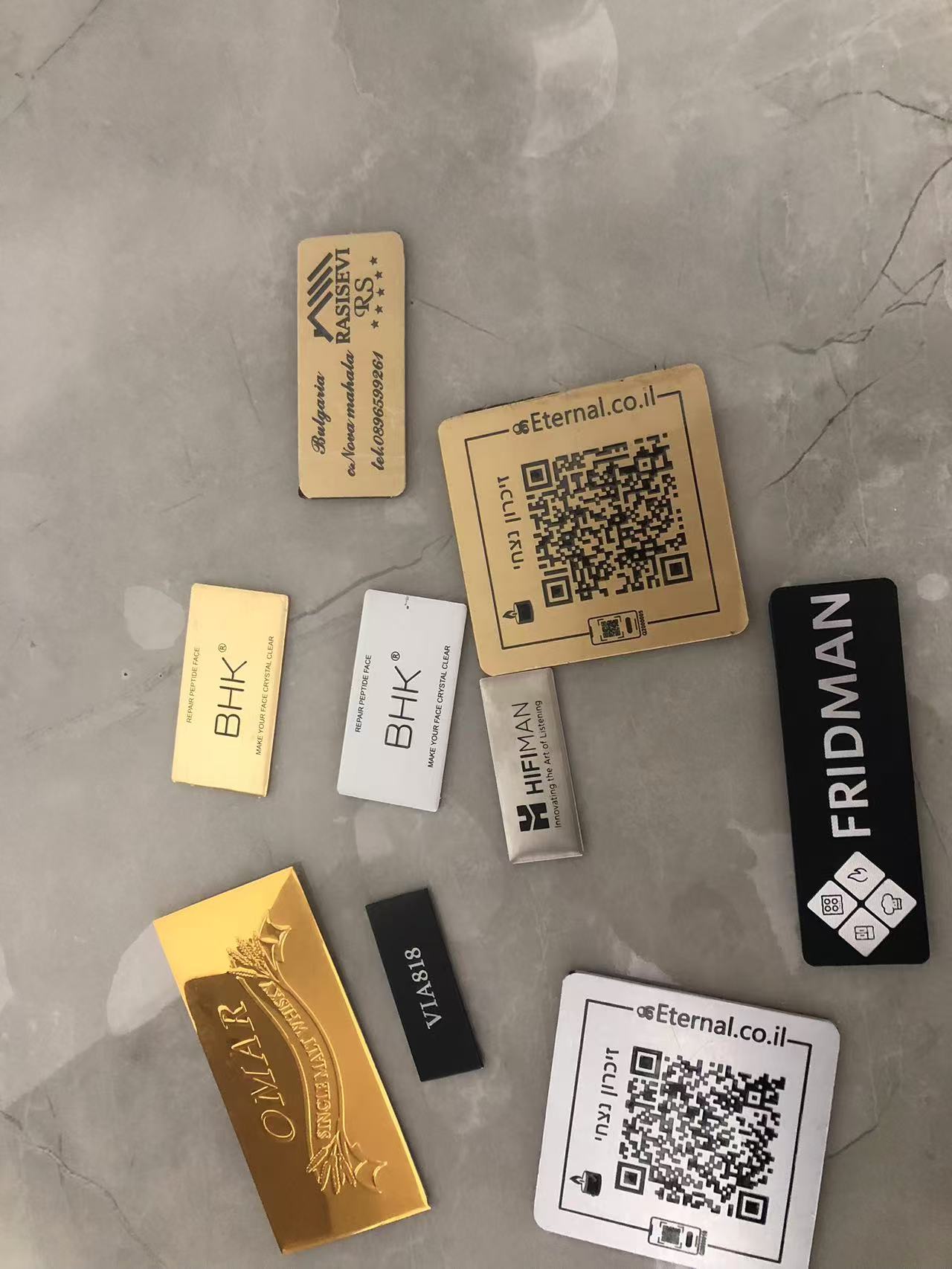 Logo personalizzato con piastr - Perfume Decant Sample recensione e prezzo